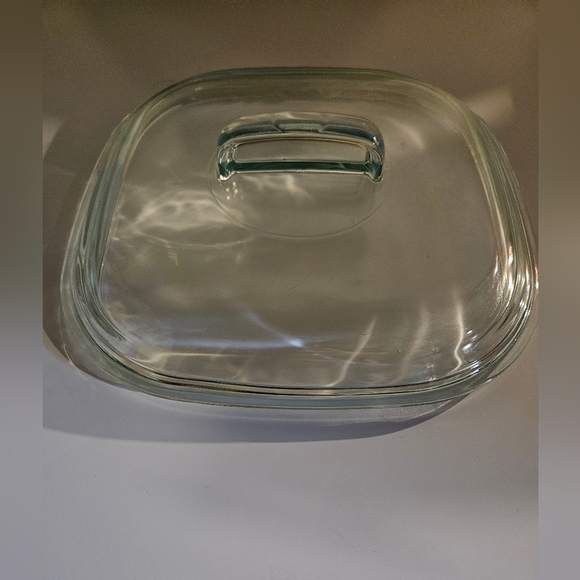 CorningWare 2.5 Quart baking dish with lid & carrying tray Vintage - Picture 8 of 8